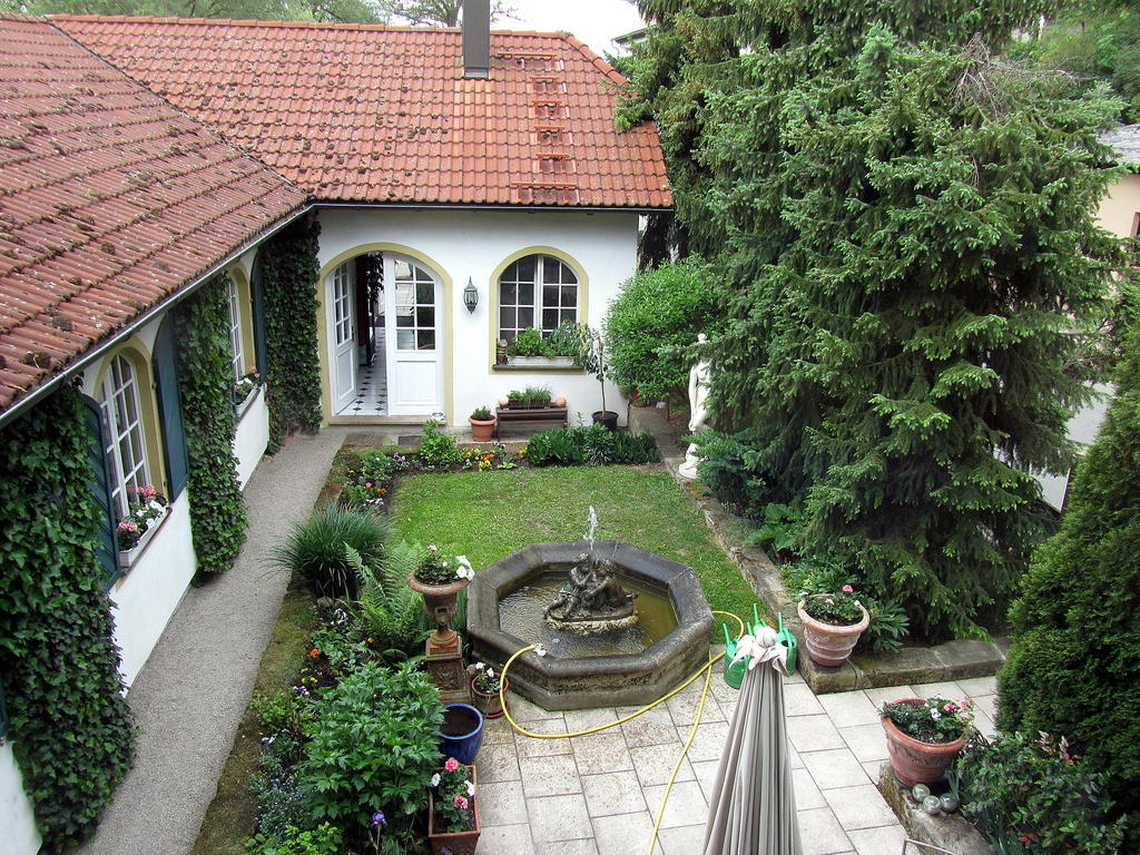 Hotel-Restaurant Bergmuehle Neudrossenfeld Buitenkant foto
