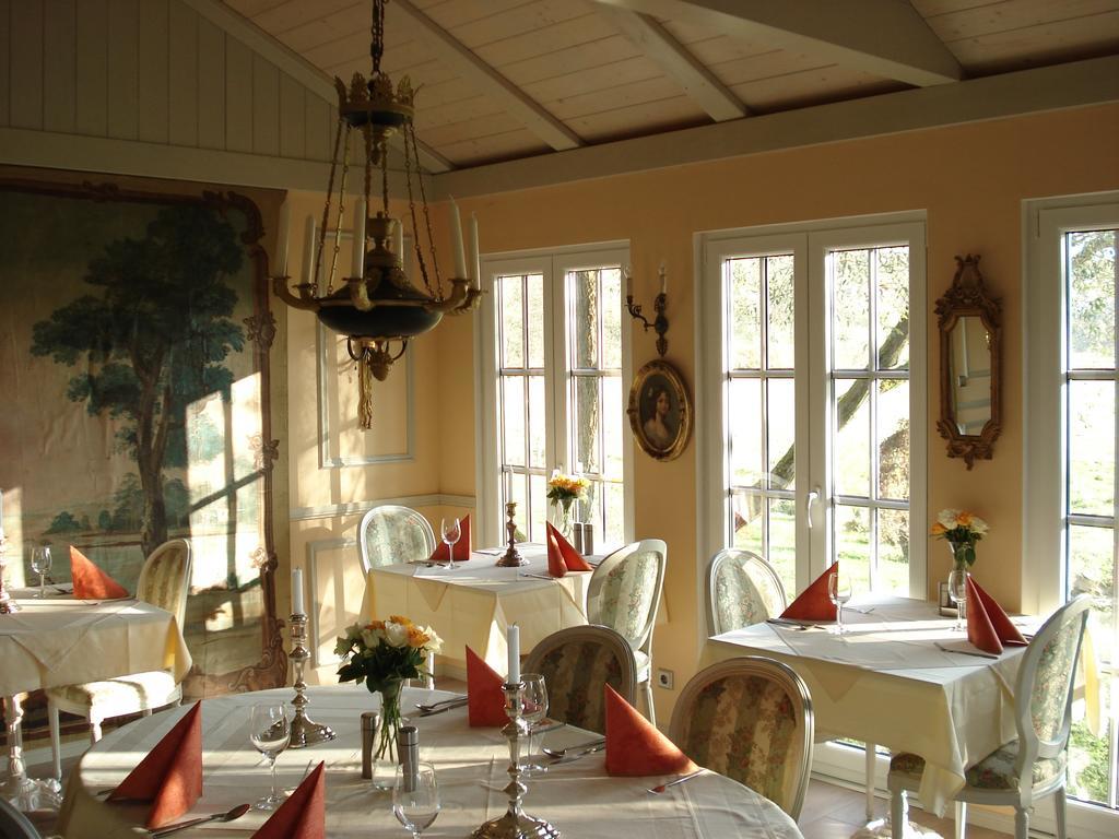 Hotel-Restaurant Bergmuehle Neudrossenfeld Buitenkant foto